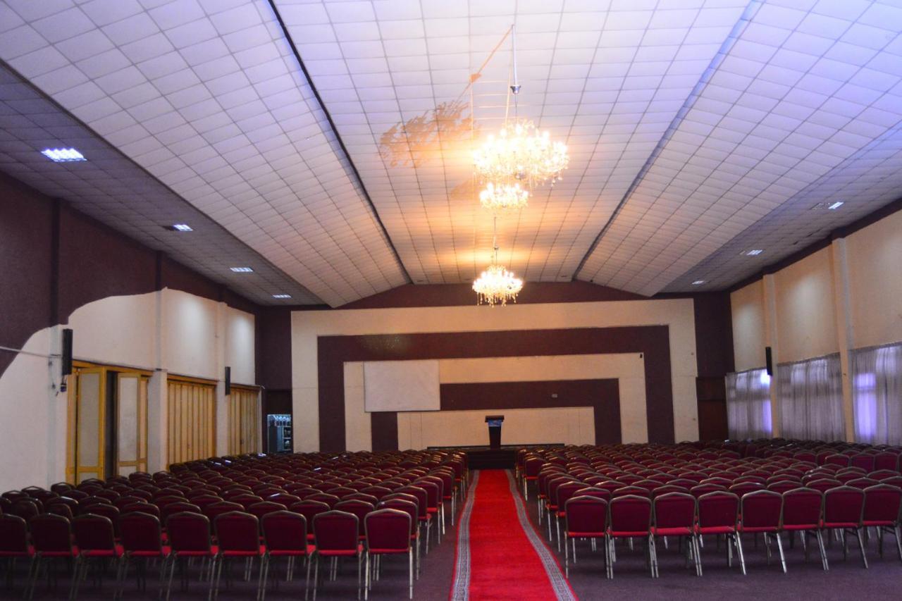 Global Hotel Addis-Abeba Extérieur photo